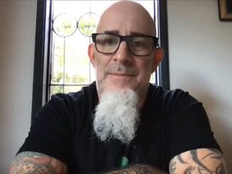 Scott Ian, guitarrista do Anthrax, em evento com fãs