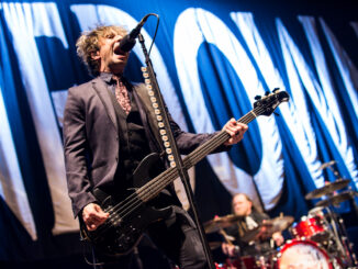 Shinedown durante apresentação ao vivo em Oberhausen