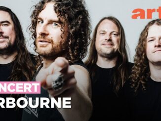 Joel O’Keeffe, do Airbourne, entre os fãs no Summer Breeze 2026